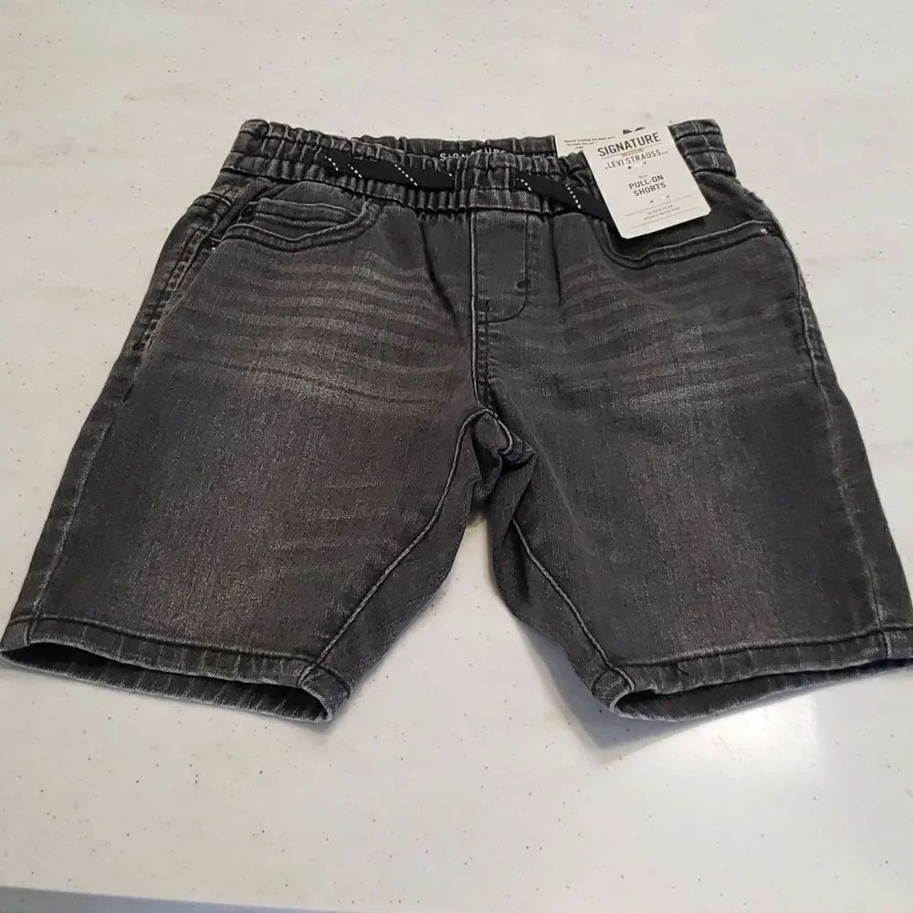 NWT Boys Signature Levi's GOLD Pull-On Shorts Sz S